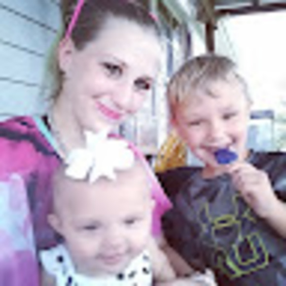 Meet your Posher, Caitlyn - Picture 1 of 1